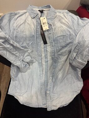 intro. Light Blue Denim Button-Down Shirt